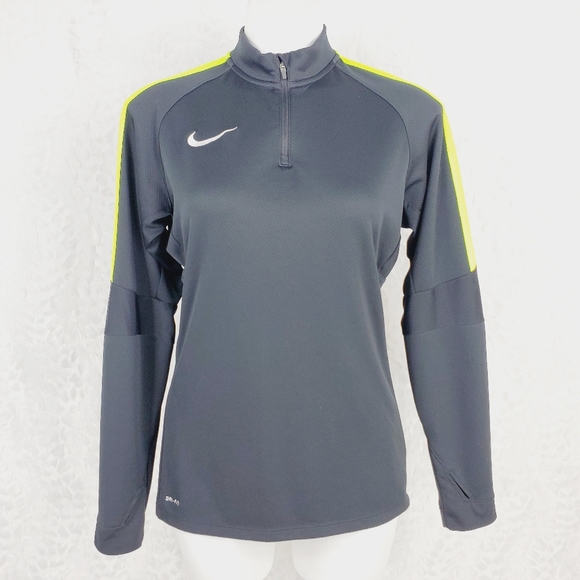 Nike Tops - Nike dri-fit long sleeve black/ yellow shirt
